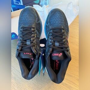 **BRAND NEW** ASICS GEL NIMBUS 20